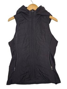 Lululemon Hooded Insulated Vest Size 10 Black Zip Front Athletic Layer
